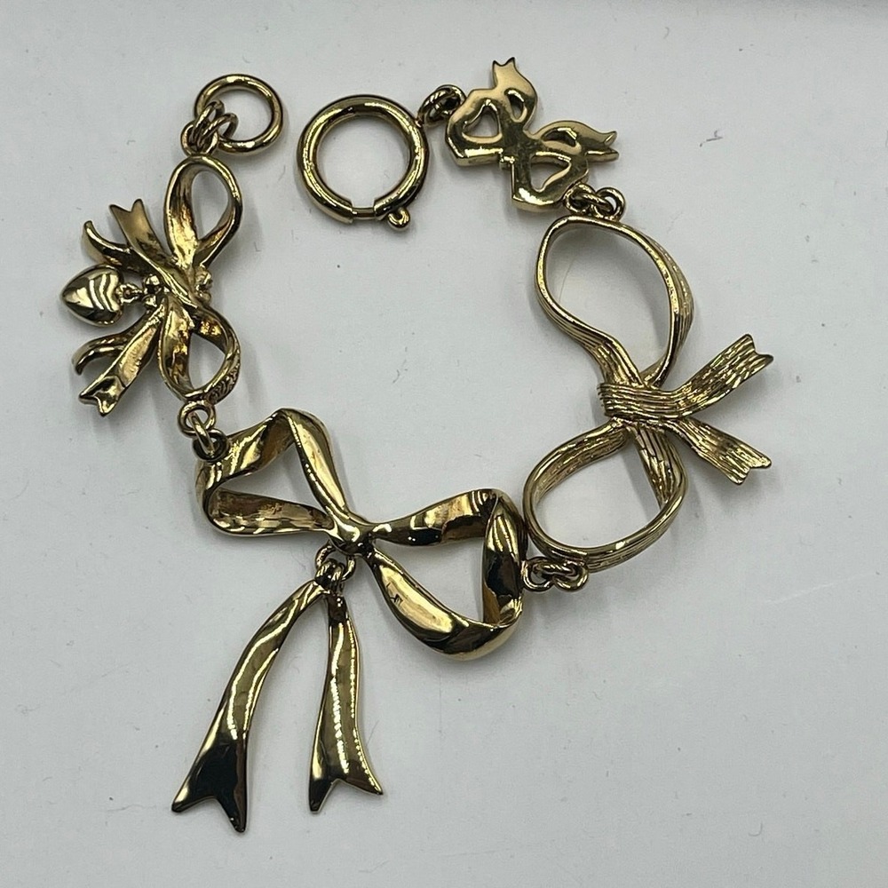 Juicy Couture Vintage Mulit-Bow Girly Retired Gold Tone Bow Bracelet 7"